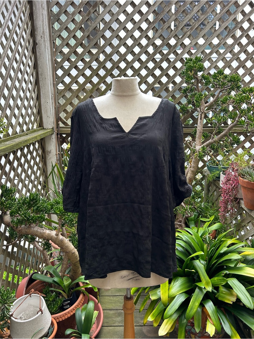 Relaxed Black Split-Neck Tunic Top